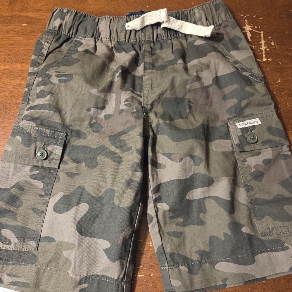 Lucky Brand Green Camouflage Cargo Shorts